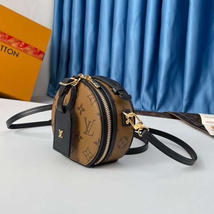 LOUIS VUITTON M68276 キャンバス モノグラム 斜め掛けバッグ レディース斜め掛け手提げ 13x12x6.5cm サイズ:13x12x6.5cm