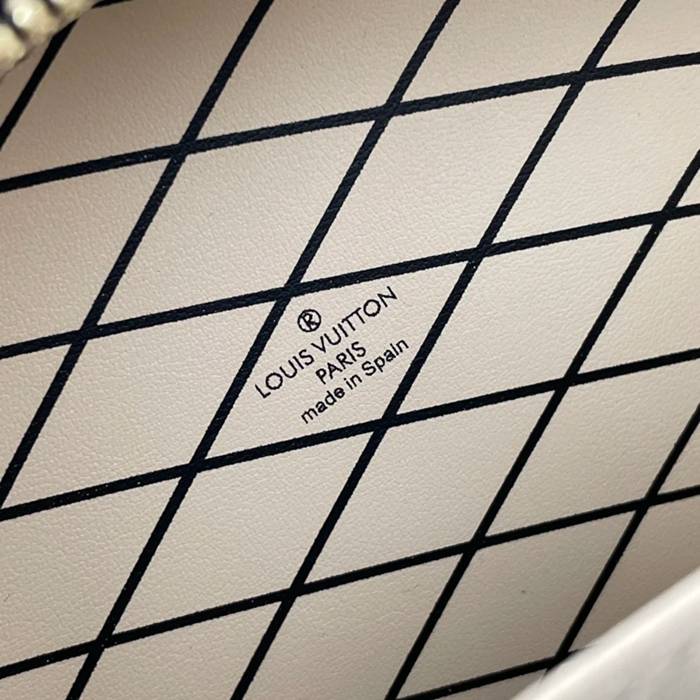 LOUIS VUITTON M68276 キャンバス モノグラム 斜め掛けバッグ レディース斜め掛け手提げ 13x12x6.5cm サイズ:13x12x6.5cm