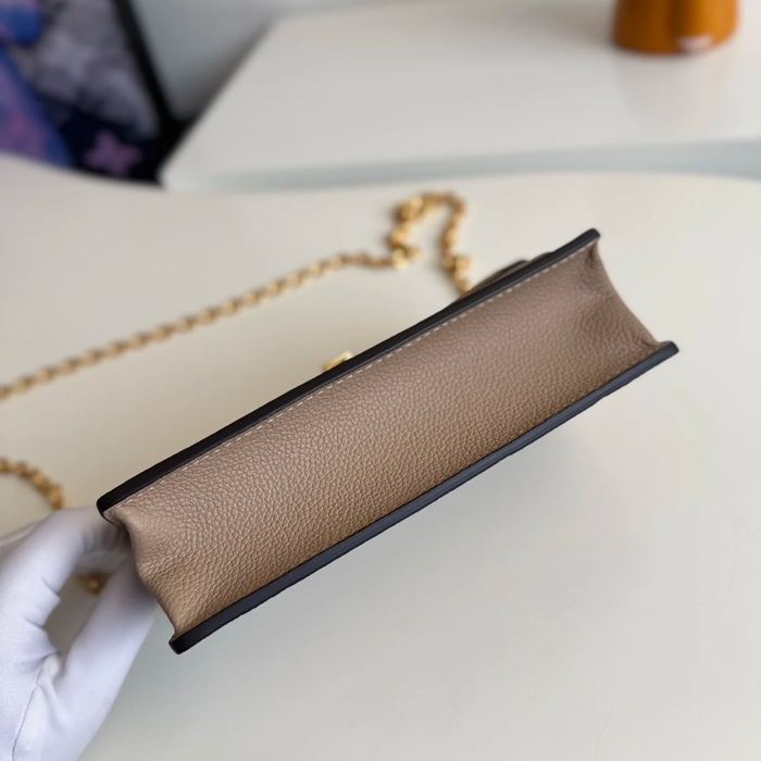 LOUIS VUITTON M69423 モノグラム アプリコット 斜め掛けバッグ レディース斜め掛けチェーン 19x12.5cm サイズ:19x12.5cm