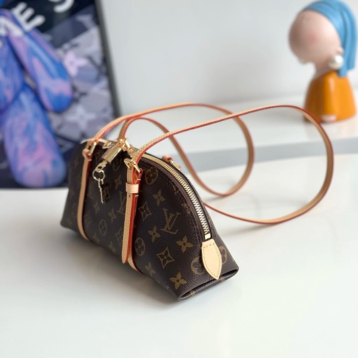 LOUIS VUITTON M28953 キャンバス モノグラム ハンドバッグ レディースリュック 29x14cm サイズ:29x14cm