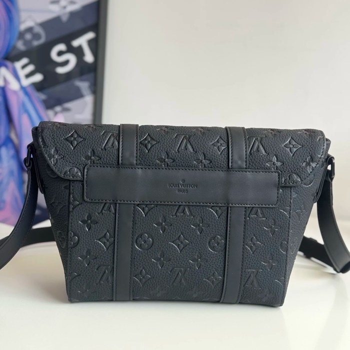 LOUIS VUITTON M28324 牛皮 モノグラム 斜め掛けバッグ 斜め掛けフラップ 32x19.5x11cm サイズ:32x19.5x11cm