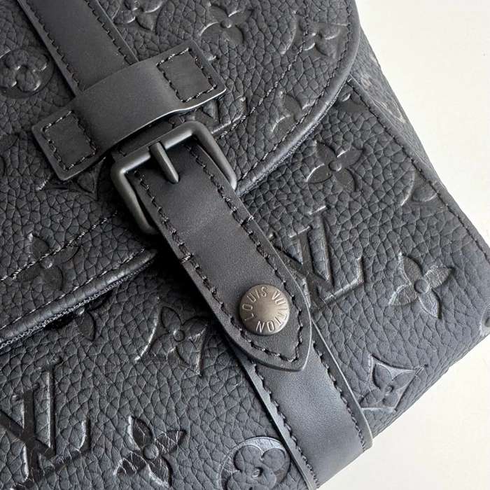 LOUIS VUITTON M28324 牛皮 モノグラム 斜め掛けバッグ 斜め掛けフラップ 32x19.5x11cm サイズ:32x19.5x11cm
