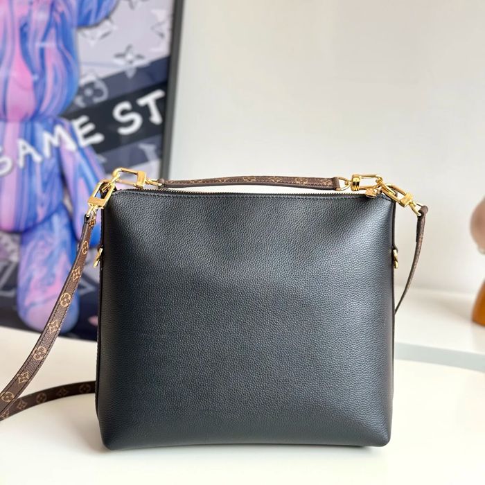 LOUIS VUITTON M29195 牛皮 キャンバス 斜め掛けバッグ レディース斜め掛けチェーン 30x26x10cm サイズ:30x26x10cm