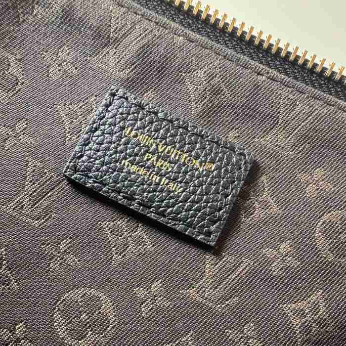 LOUIS VUITTON M29195 牛皮 キャンバス 斜め掛けバッグ レディース斜め掛けチェーン 30x26x10cm サイズ:30x26x10cm