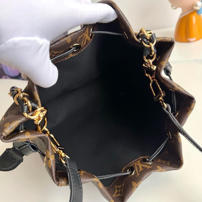 LOUIS VUITTON M28515 キャンバス モノグラム 斜め掛けバッグ レディース斜め掛けチェーン 27x23cm サイズ:27x23cm