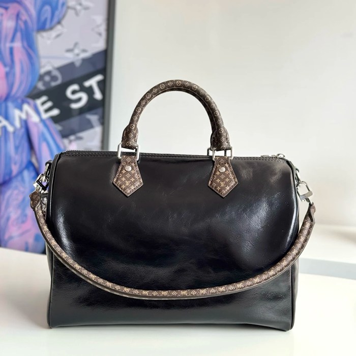 LOUIS VUITTON M29419 キャンバス モノグラム 斜め掛けバッグ レディース斜め掛けチェーン 30x21x17cm サイズ:30x21x17cm