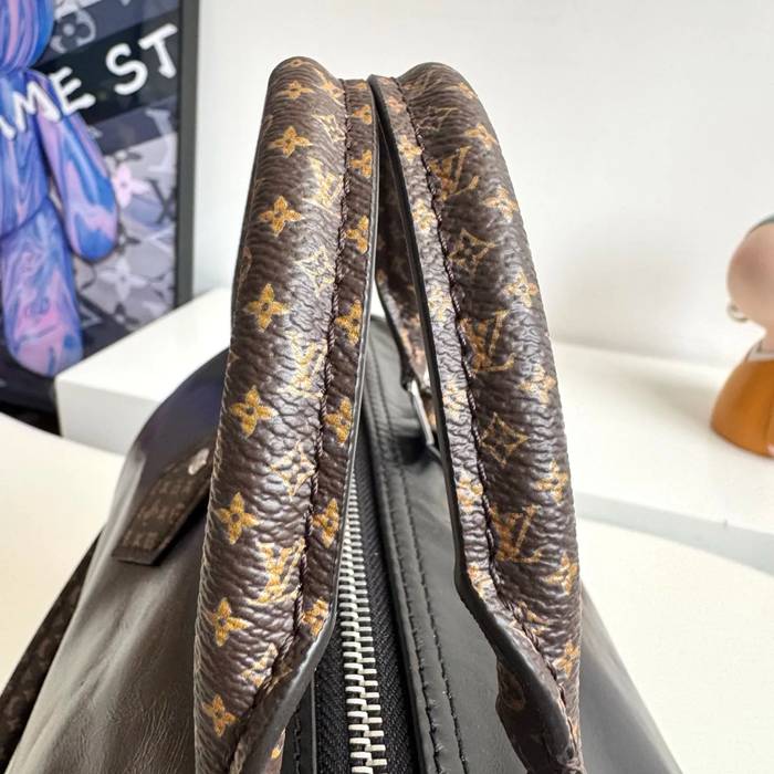 LOUIS VUITTON M29419 キャンバス モノグラム 斜め掛けバッグ レディース斜め掛けチェーン 30x21x17cm サイズ:30x21x17cm