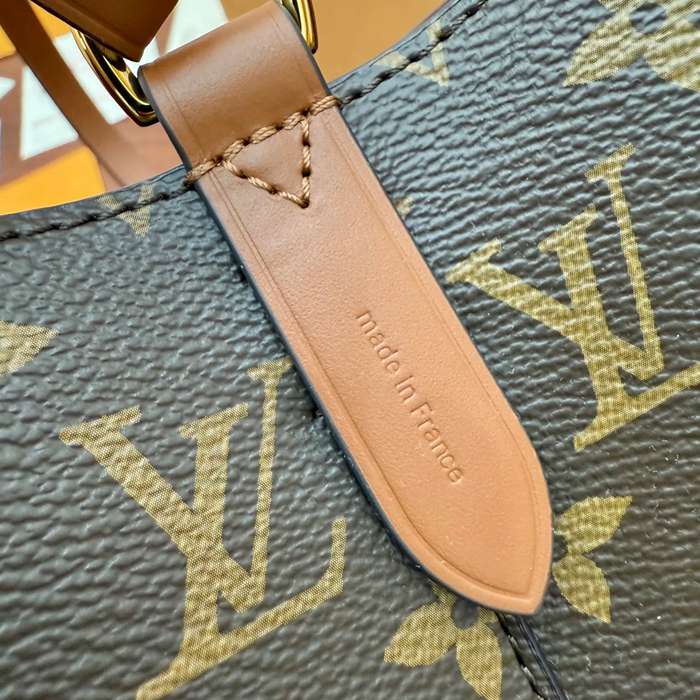 LOUIS VUITTON M44887 ボックスレザー 斜め掛けバッグ レディース斜め掛け 26x26x17.5cm サイズ:26x26x17.5cm
