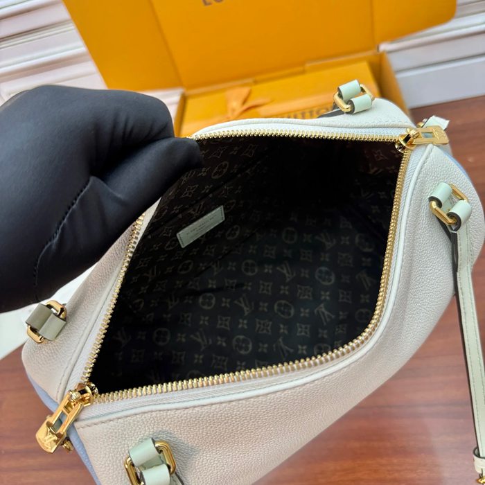 LOUIS VUITTON M26905 ボックスレザー 斜め掛けバッグ レディース斜め掛け 26x17x13.5cm サイズ:26x17x13.5cm