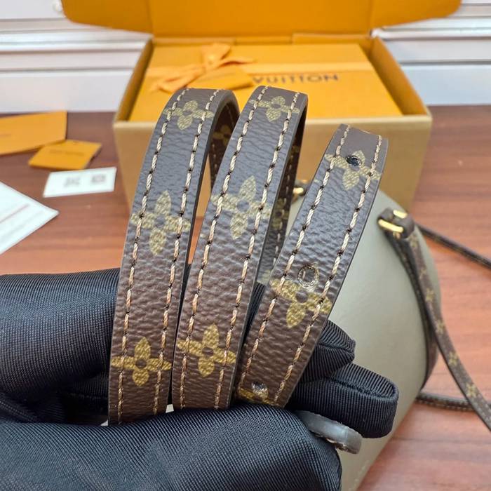 LOUIS VUITTON M26360 ボックスレザー 斜め掛けバッグ レディース斜め掛け 26x17x13.5cm サイズ:26x17x13.5cm