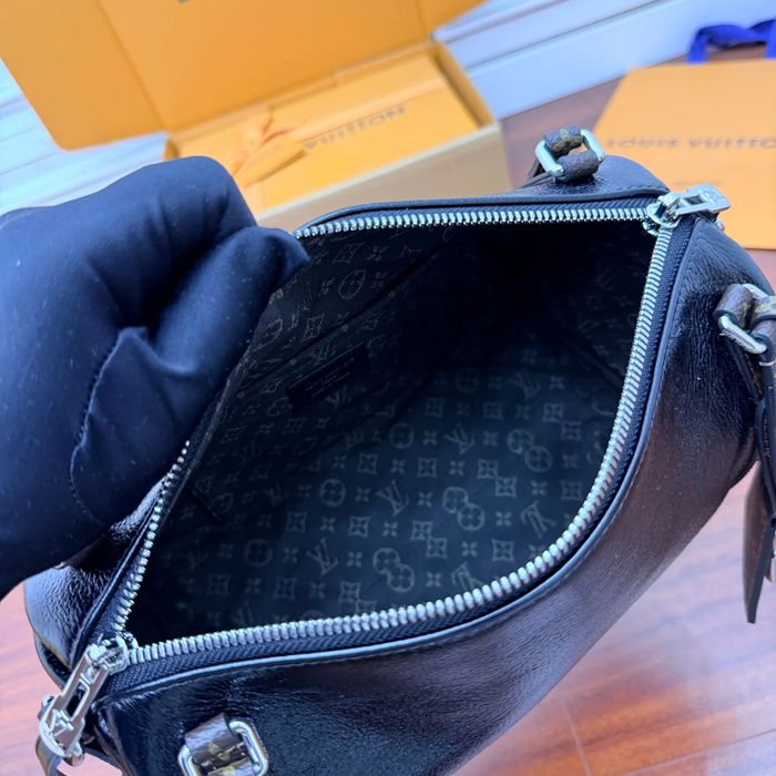 LOUIS VUITTON M27920 ボックスレザー 斜め掛けバッグ レディース斜め掛け 26x17x13.5cm サイズ:26x17x13.5cm