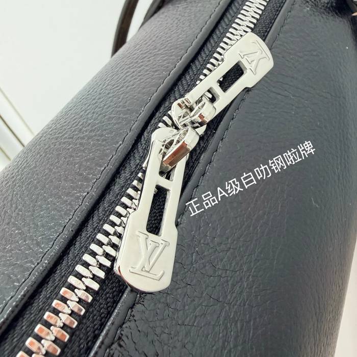 LOUIS VUITTON M27920 ボックスレザー 斜め掛けバッグ レディース斜め掛け 26x17x13.5cm サイズ:26x17x13.5cm