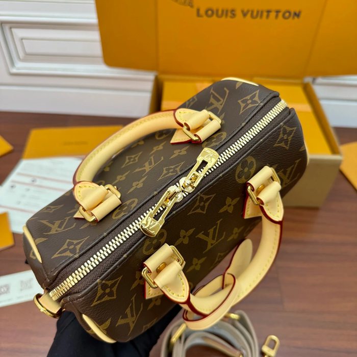 LOUIS VUITTON M46222 ボックスレザー 斜め掛けバッグ レディース斜め掛け 20.5x13.5x12cm サイズ:20.5x13.5x12cm