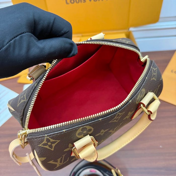 LOUIS VUITTON M46234 ボックスレザー 斜め掛けバッグ レディース斜め掛け 20.5x13.5x12cm サイズ:20.5x13.5x12cm