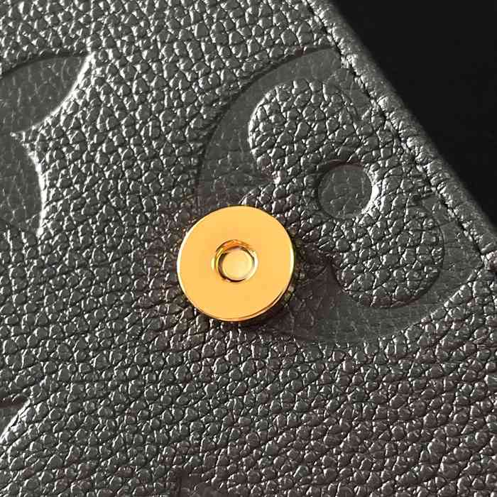 LOUIS VUITTON M82154 パターン ブラック 斜め掛けバッグ レディース斜め掛け 23.5x12x4.3cm サイズ:23.5x12x4.3cm