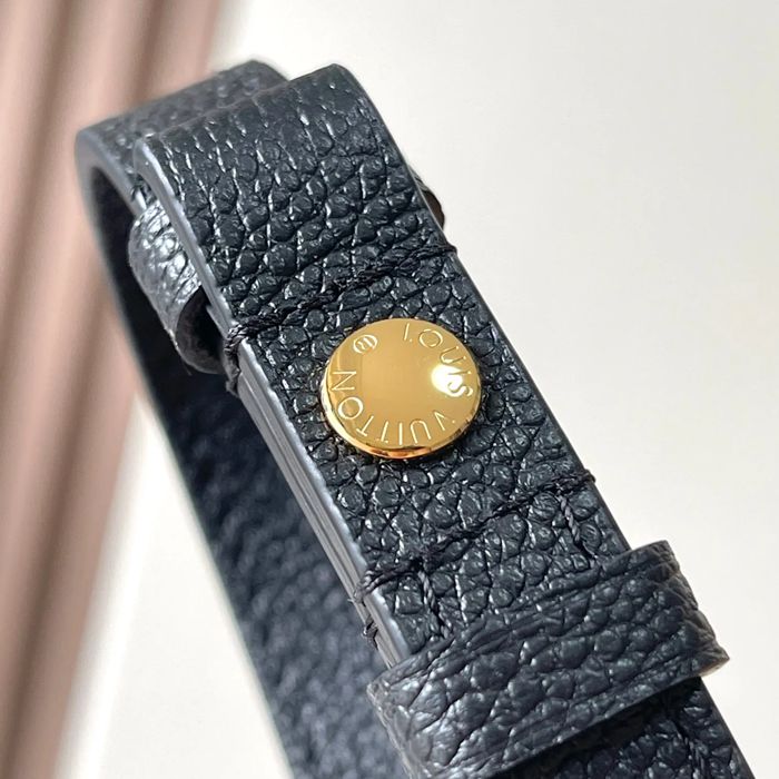 LOUIS VUITTON M82154 パターン ブラック 斜め掛けバッグ レディース斜め掛け 23.5x12x4.3cm サイズ:23.5x12x4.3cm