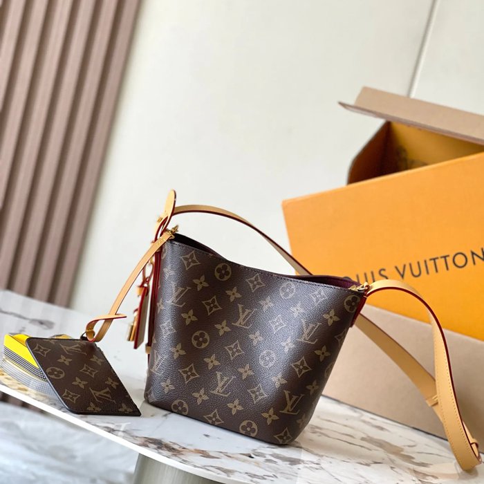LOUIS VUITTON M12925 モノグラム 斜め掛けバッグ レディース斜め掛け 16x13.8x12cm サイズ:16x13.8x12cm