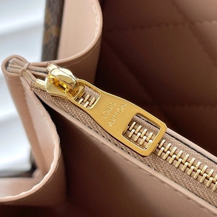 LOUIS VUITTON M45675 モノグラム 斜め掛けバッグ レディース斜め掛け 22.5x16x11cm サイズ:22.5x16x11cm