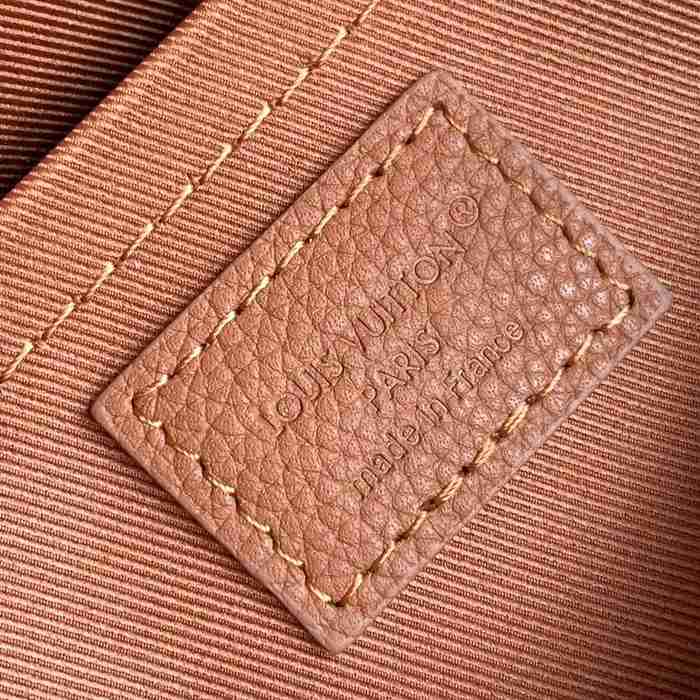 LOUIS VUITTON M25981 牛皮 ブラウン 斜め掛けバッグ レディース斜め掛け 24x18cm サイズ:24x18cm