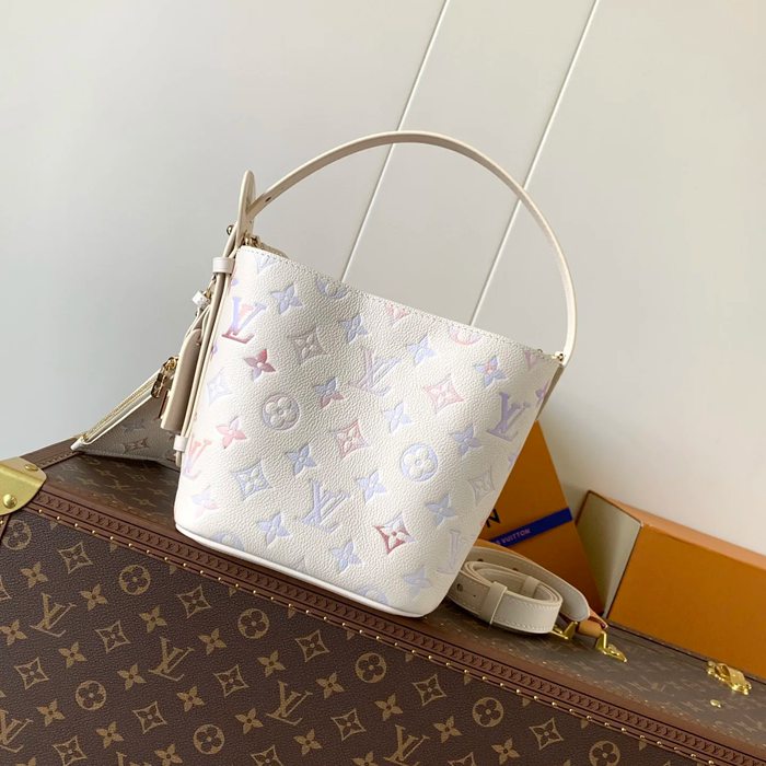 LOUIS VUITTON M25673 牛皮 モノグラム ショルダーバッグ レディースショルダー手提げ 18x16x12cm サイズ:18x16x12cm LOUIS VUITTON M25673 牛皮 モノグラム ショルダーバッグ レディースショルダー手提げ 18x16x12cm サイズ:18x16x12cm