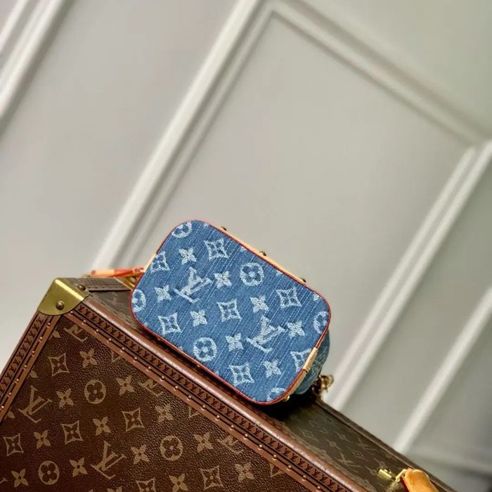 LOUIS VUITTON M83043 モノグラム デニム リュックサック リュックチェーン 20.5x17.5x8.8cm サイズ:20.5x17.5x8.8cm