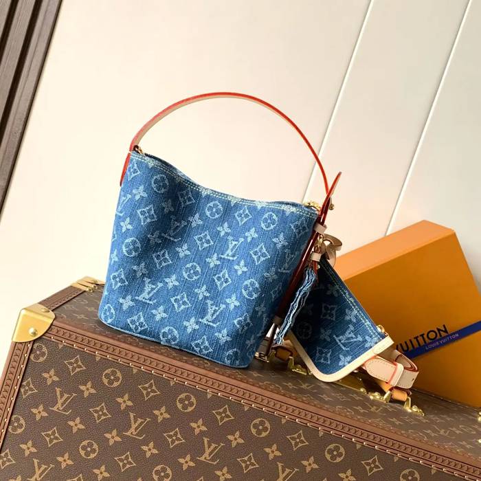 LOUIS VUITTON M28107 牛皮 配色 デニム 斜め掛けバッグ レディース斜め掛け 18x16x12cm サイズ:18x16x12cm