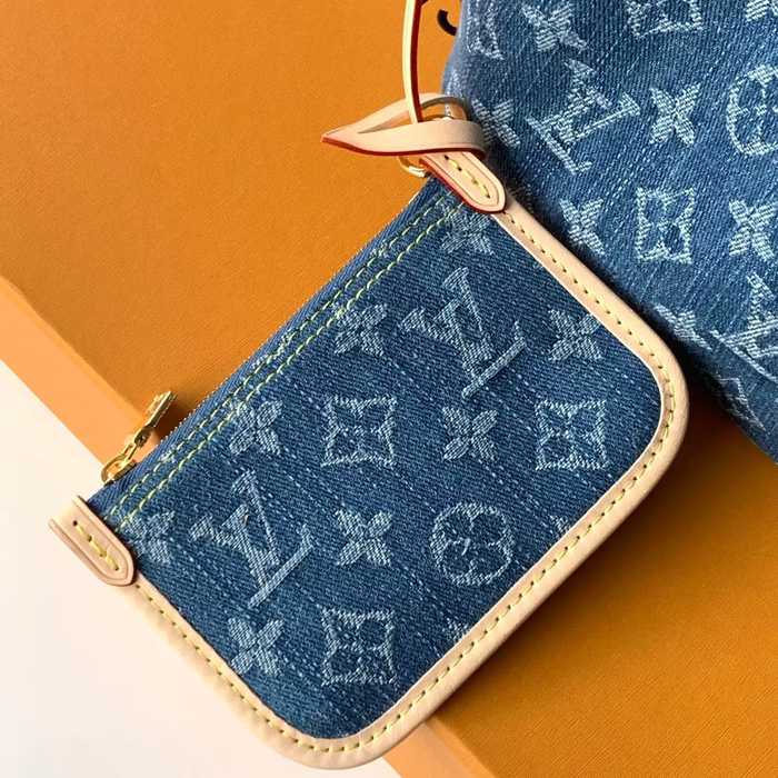 LOUIS VUITTON M28107 牛皮 配色 デニム 斜め掛けバッグ レディース斜め掛け 18x16x12cm サイズ:18x16x12cm
