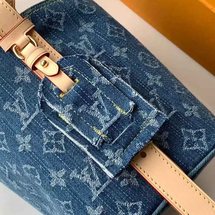 LOUIS VUITTON M28107 牛皮 配色 デニム 斜め掛けバッグ レディース斜め掛け 18x16x12cm サイズ:18x16x12cm