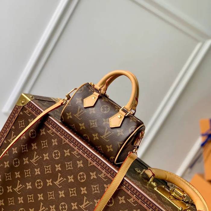 LOUIS VUITTON M81085 牛皮 モノグラム キャンバス 斜め掛けバッグ レディース斜め掛け 16x10x7.5cm サイズ:16x10x7.5cm