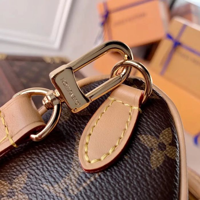 LOUIS VUITTON M81085 牛皮 モノグラム キャンバス 斜め掛けバッグ レディース斜め掛け 16x10x7.5cm サイズ:16x10x7.5cm