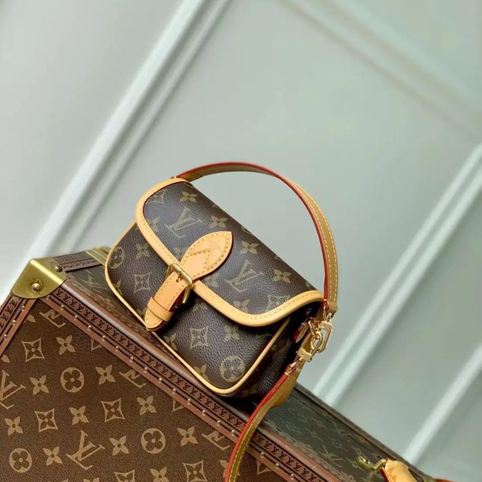 LOUIS VUITTON M83298 キャンバス モノグラム 斜め掛けバッグ レディース斜め掛けフラップ 19x10.5cm サイズ:19x10.5cm