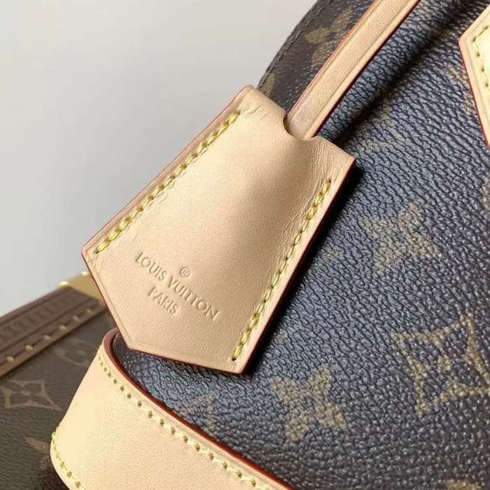 LOUIS VUITTON M46990 牛皮 モノグラム ゴールド 斜め掛けバッグ レディース斜め掛け サイズ:23.5x17.5x11.5cm