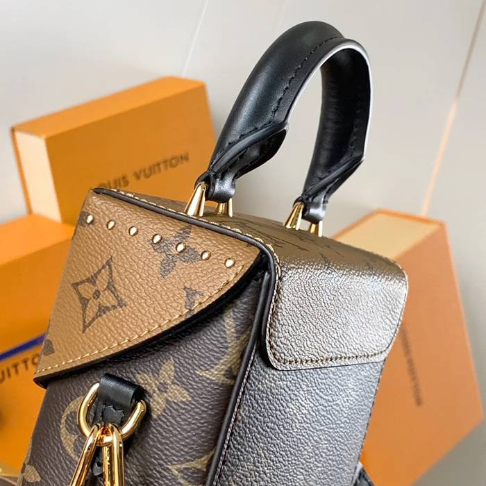 LOUIS VUITTON M82465 牛皮 モノグラム キャンバス 斜め掛けバッグ レディース斜め掛けチェーンフラップ 17.6x12.5cm サイズ:17.6x12.5cm