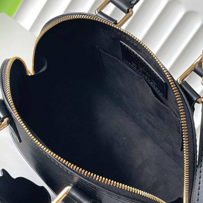 LOUIS VUITTON M13670 斜め掛けバッグ 斜め掛け手提げ サイズ:23.5x17.5x11.5cm