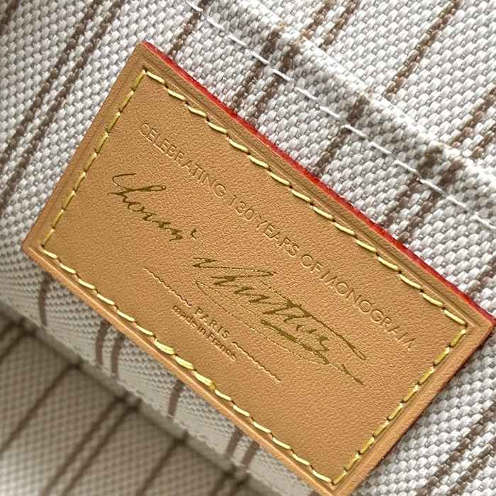 LOUIS VUITTON M28272 シェルバッグ サイズ:23.5x17.5x11.5cm
