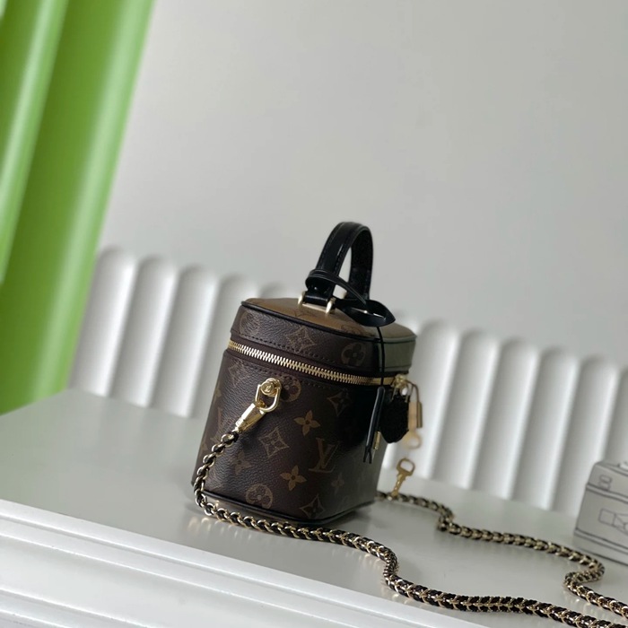 LOUIS VUITTON M45165 モノグラム 斜め掛けバッグ 斜め掛け サイズ:19.0x13.0x11.0cm