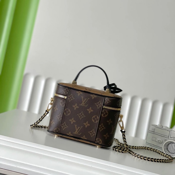 LOUIS VUITTON M45165 モノグラム 斜め掛けバッグ 斜め掛け サイズ:19.0x13.0x11.0cm