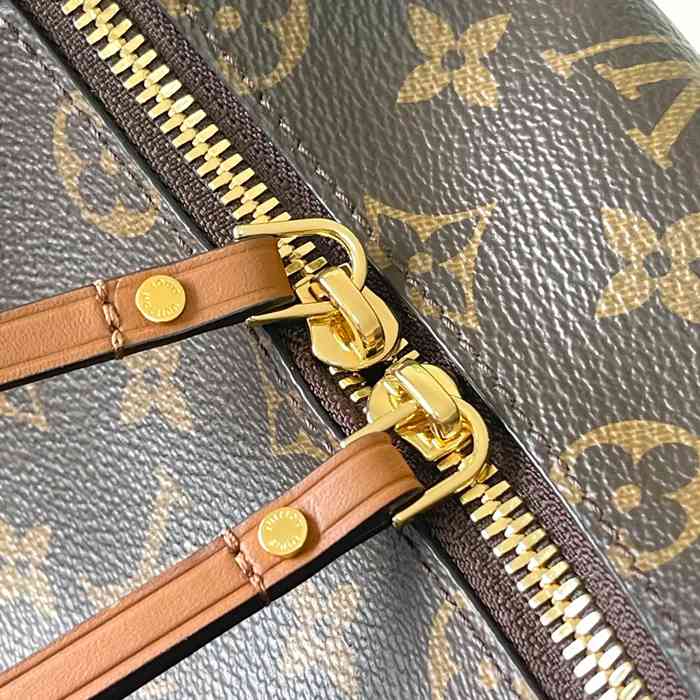 LOUIS VUITTON M46311 モノグラム 斜め掛けバッグ 斜め掛け サイズ:38.0x26.0x10.0cm