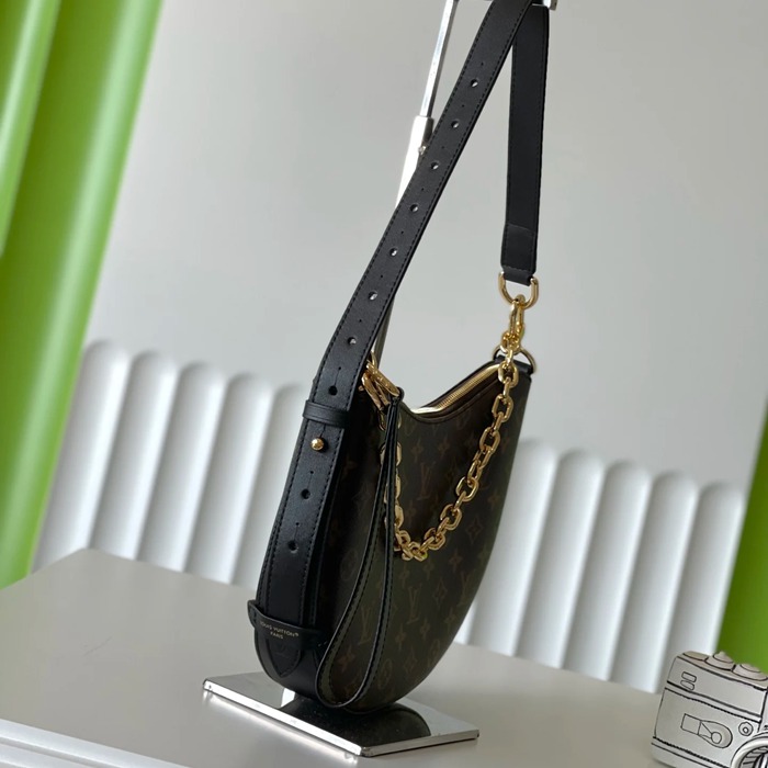LOUIS VUITTON M15056 モノグラム ショルダーバッグ ショルダーチェーン サイズ:28.5x19.0x5.0cm