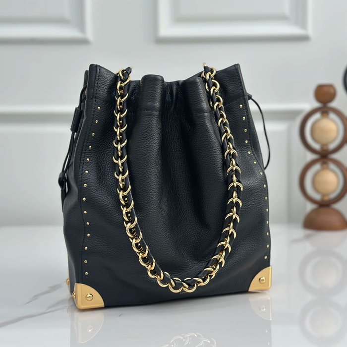 LOUIS VUITTON M29391 牛皮 モノグラム ブラック 斜め掛けバッグ レディース斜め掛けチェーン 27x23cm サイズ:27x23cm LOUIS VUITTON M29391 牛皮 モノグラム ブラック 斜め掛けバッグ レディース斜め掛けチェーン 27x23cm サイズ:27x23cm