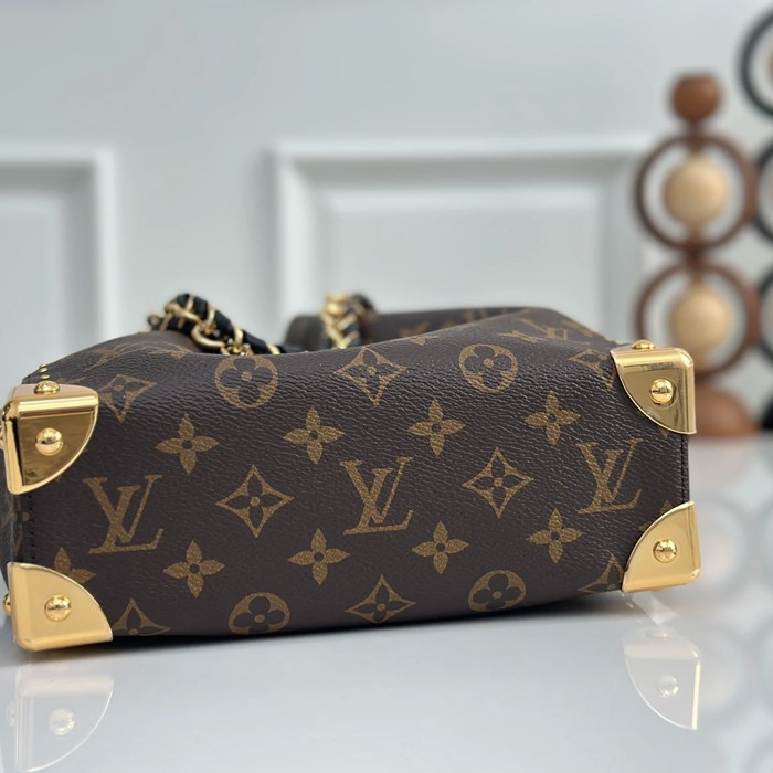 LOUIS VUITTON M28515 牛皮 モノグラム ブラック 斜め掛けバッグ レディース斜め掛けチェーン 27x23cm サイズ:27x23cm