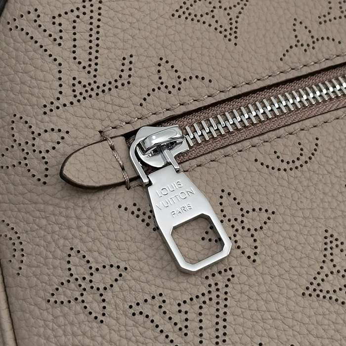 LOUIS VUITTON M28306 モノグラム 斜め掛けバッグ レディース斜め掛け 25x20cm サイズ:25x20cm