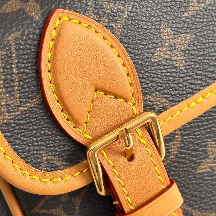 LOUIS VUITTON M26805 牛皮 モノグラム 斜め掛けバッグ レディース斜め掛け サイズ:19.5x15.0x6.0cm