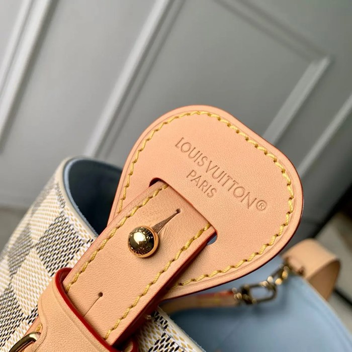 LOUIS VUITTON M28318 キャンバス 配色 斜め掛けバッグ レディース斜め掛け 18x16x12cm サイズ:18x16x12cm
