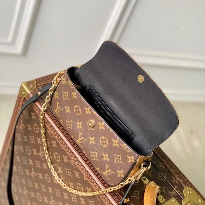 LOUIS VUITTON M26587 キャンバス モノグラム 斜め掛けバッグ レディース斜め掛けチェーン 23.5x12cm サイズ:23.5x12cm