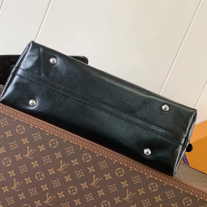 LOUIS VUITTON M25143 羊皮 斜め掛けバッグ レディース斜め掛け 39x30x15cm サイズ:39x30x15cm
