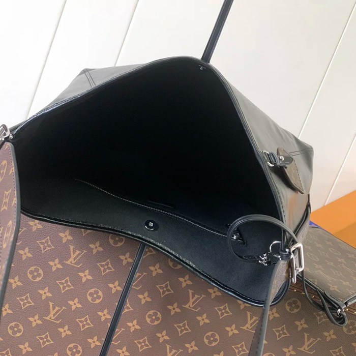 LOUIS VUITTON M25143 羊皮 斜め掛けバッグ レディース斜め掛け 39x30x15cm サイズ:39x30x15cm