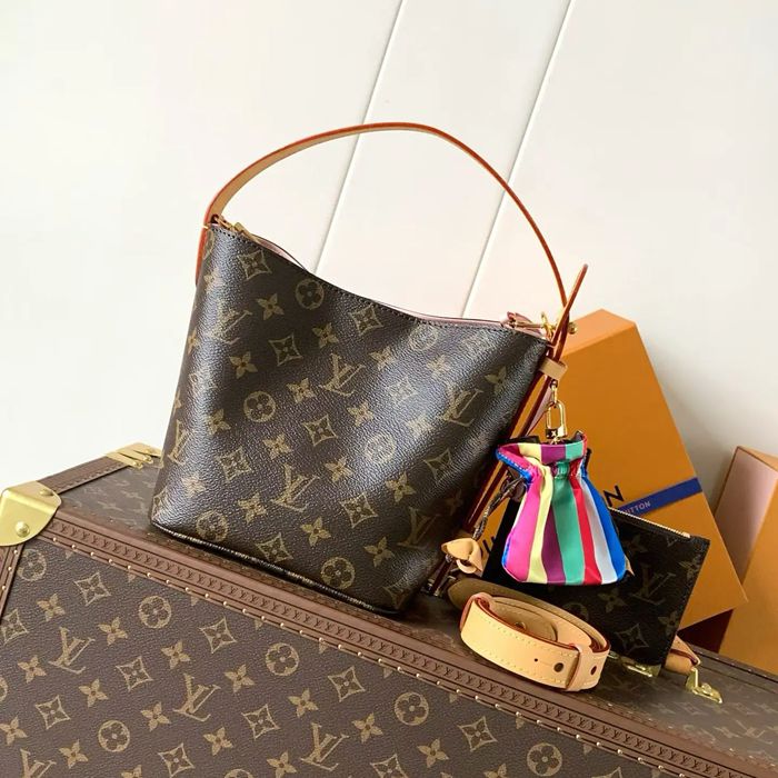 LOUIS VUITTON M26642 キャンバス モノグラム 斜め掛けバッグ レディース斜め掛け 18x16x12cm サイズ:18x16x12cm