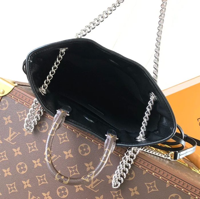 LOUIS VUITTON M25522 羊皮 リュックサック ショルダーリュックチェーン 25x24x10cm サイズ:25x24x10cm