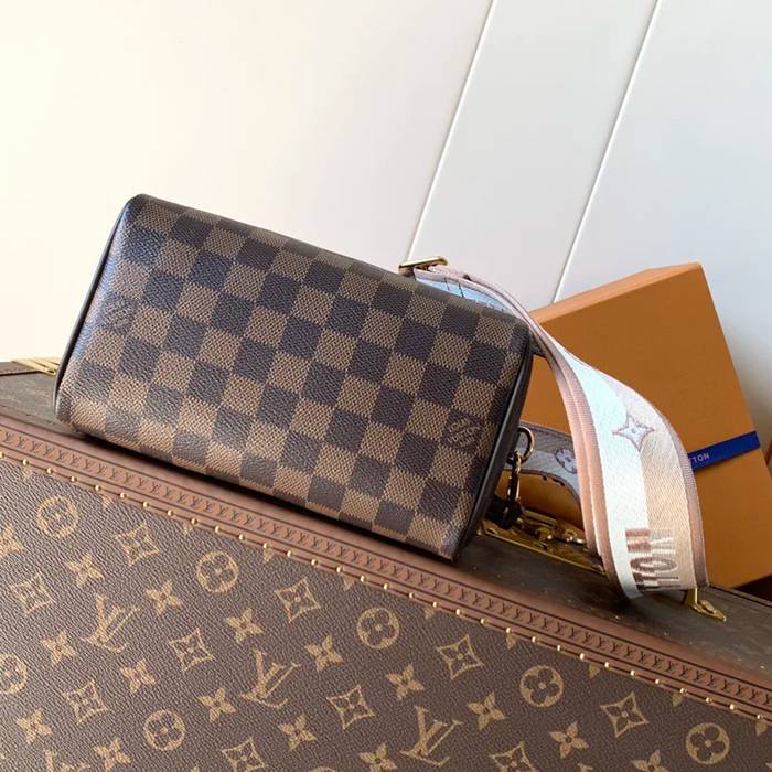 LOUIS VUITTON M46222 牛皮 モノグラム キャンバス 斜め掛けバッグ レディース斜め掛け 20.5x13.5x12cm サイズ:20.5x13.5x12cm